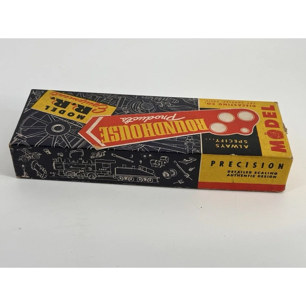 Vintage Roundhouse HO Santa Fe 40 ft Truss-Side Train Boxcar Diecast Truck Kit